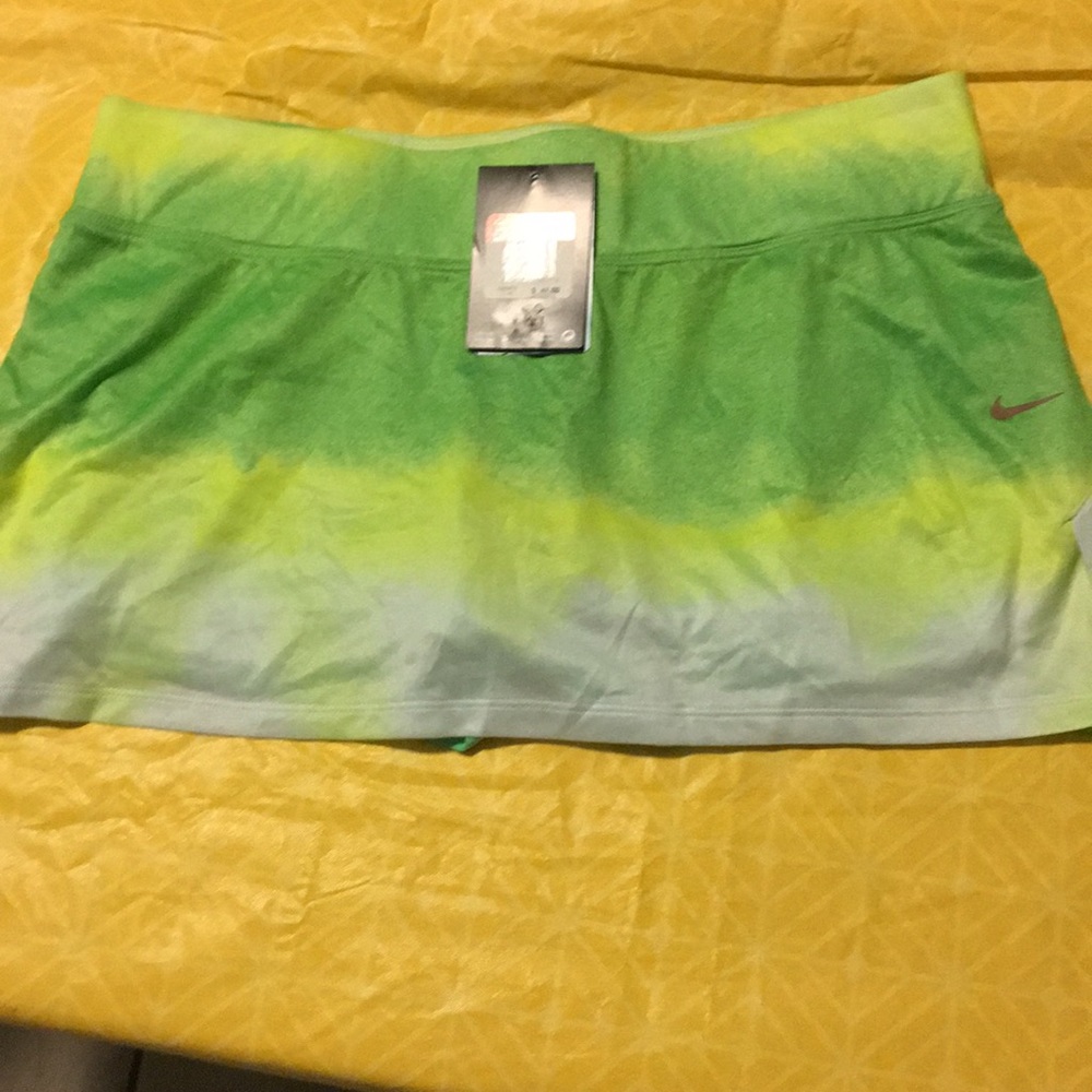 NWT Nike running skort